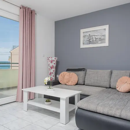 Apartament Barbara With Heated Pool *