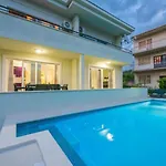 Διαμέρισμα Barbara With Heated Pool Kaštela