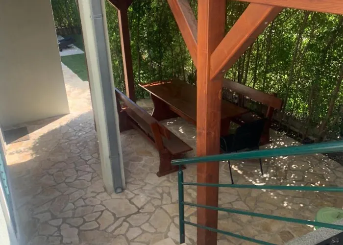 Barbara With Heated Pool Apartment Kaštela