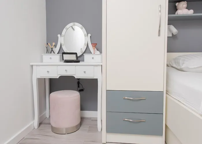 Apartment Barbara With Heated Pool Kaštela