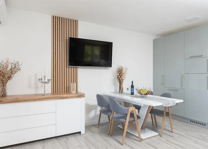 Apartment Barbara With Heated Pool